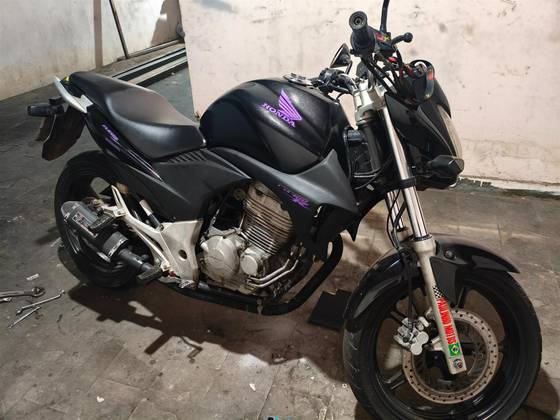 HONDA CB 300R HONDA CB 300R